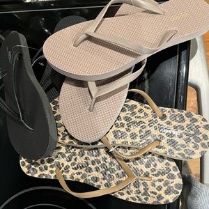 Old navy flip flops
